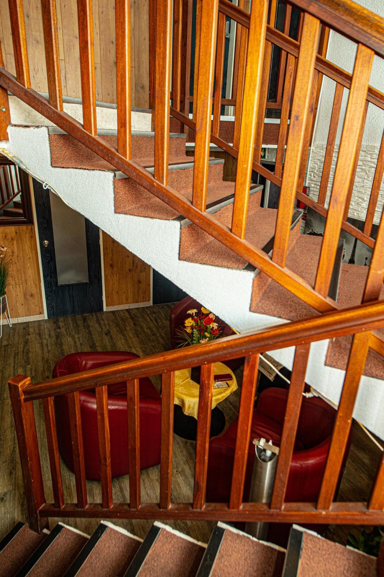 Logis Hotel - Le Relais Du Parisis Villeparisis Eksteriør billede