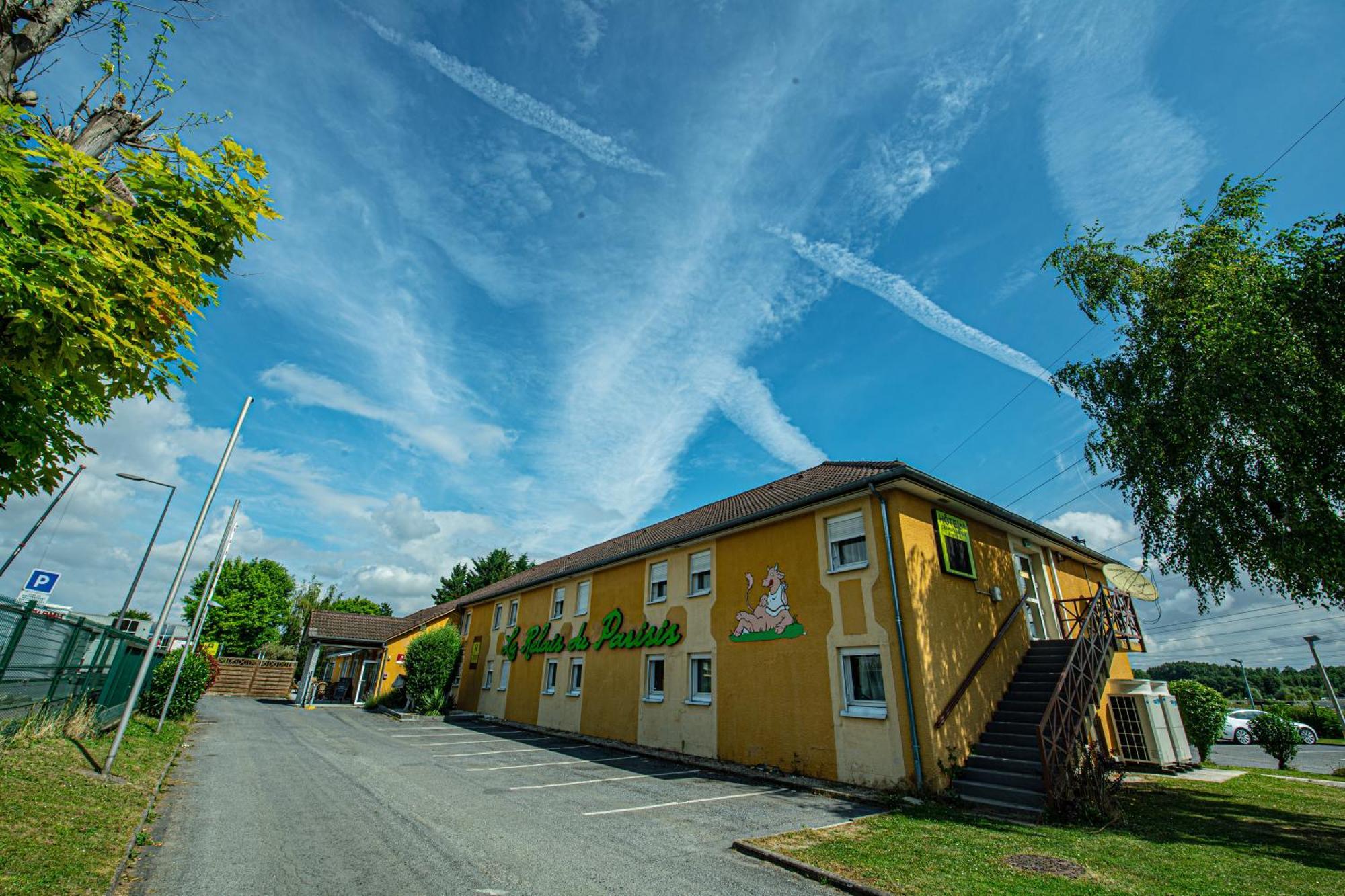 Logis Hotel - Le Relais Du Parisis Villeparisis Eksteriør billede