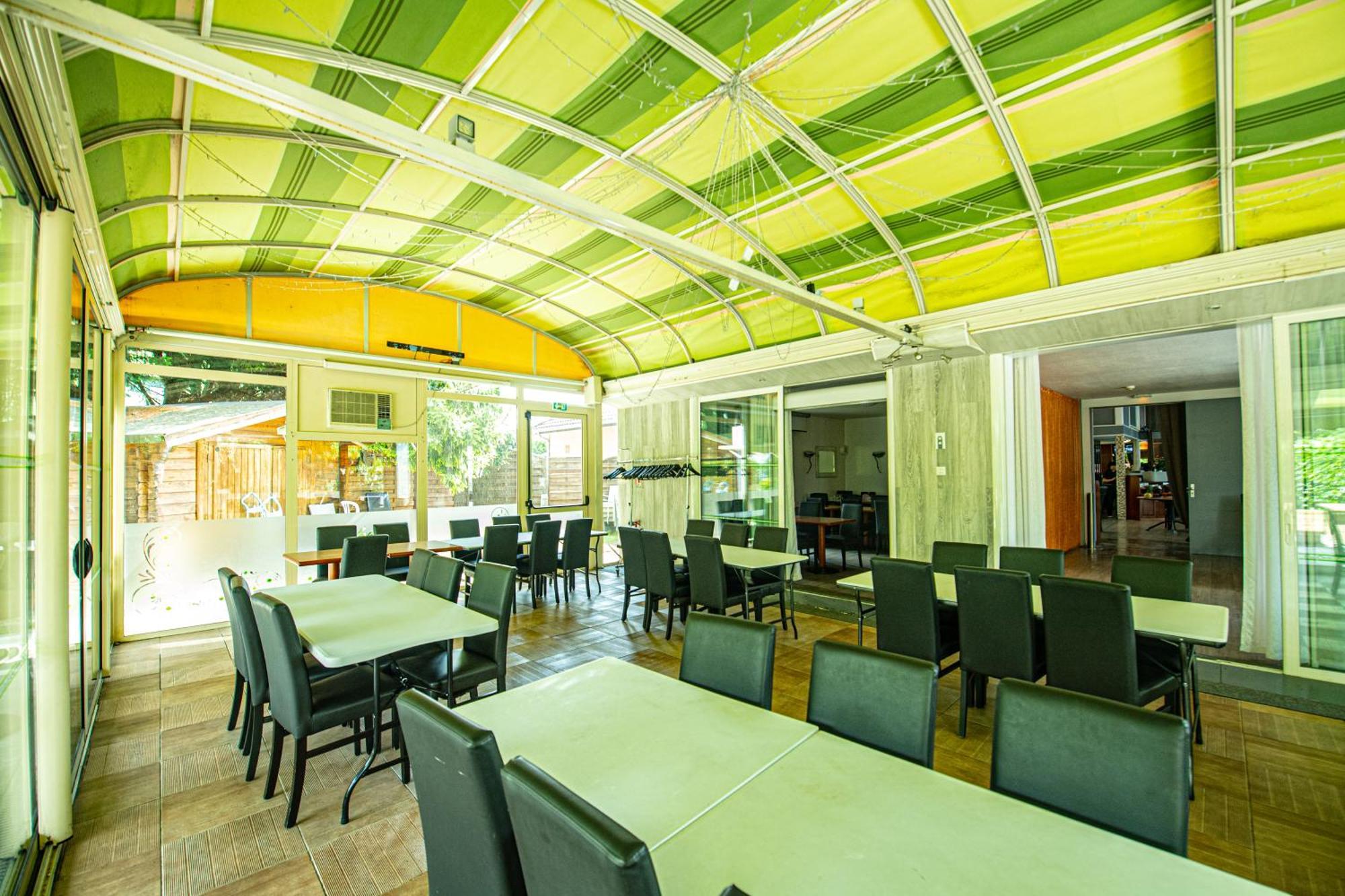 Logis Hotel - Le Relais Du Parisis Villeparisis Eksteriør billede